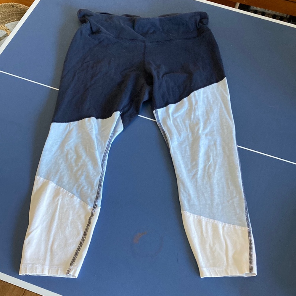 gap colorblock leggings